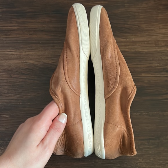 Frye Leather Slip on Sneakers in Brown - Size 8.5 - Picture 4 of 8